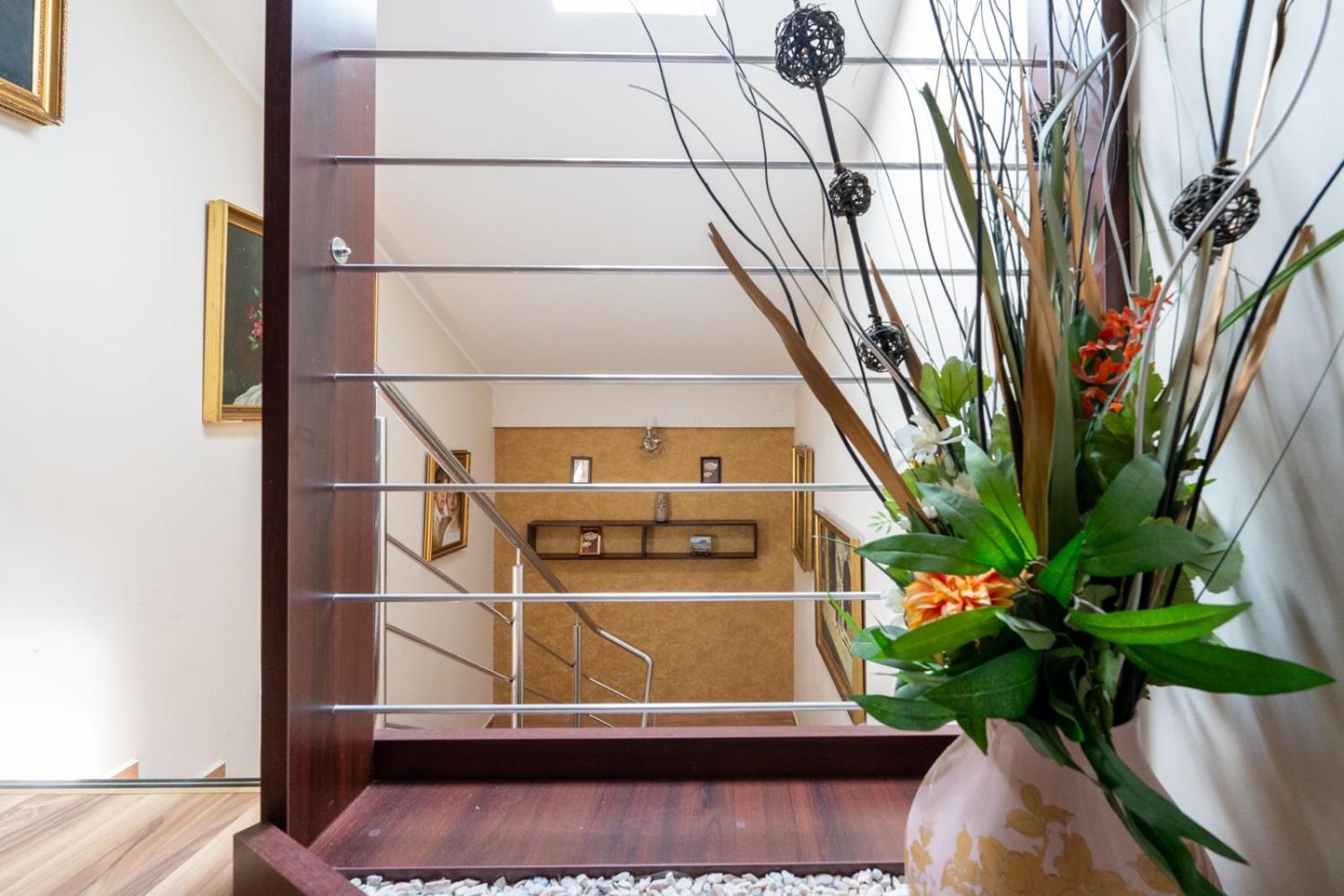 Farawayhomes Aparthotel Near Vienna Airport - Anytime Self Check-In Брук-ан-дер-Лайта Екстер'єр фото